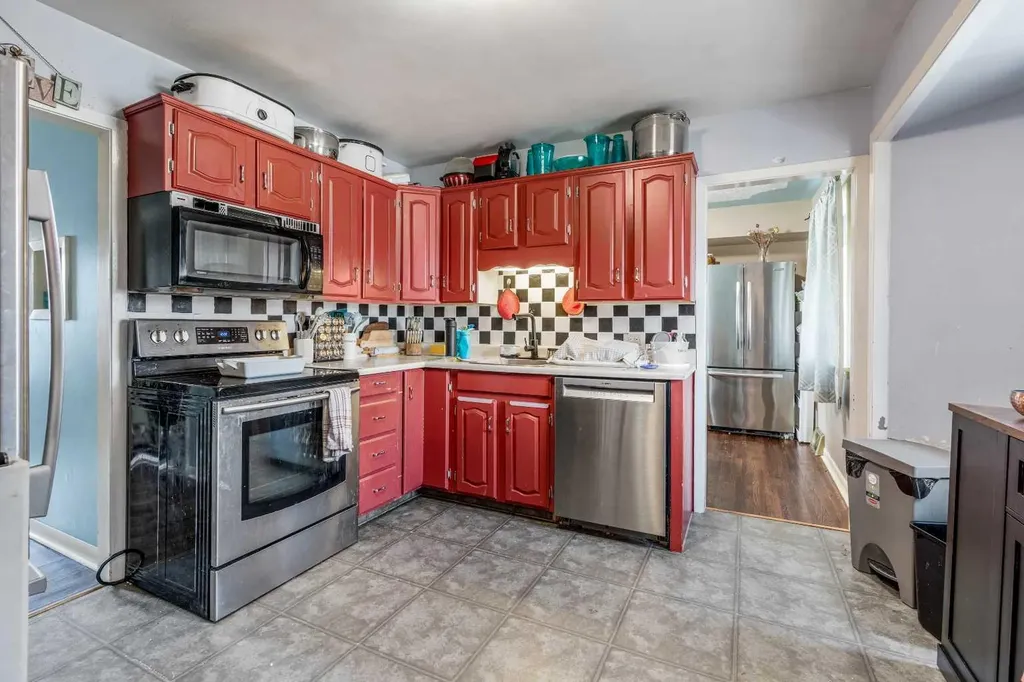 5816 52 Street Taber AB T1G 1K7