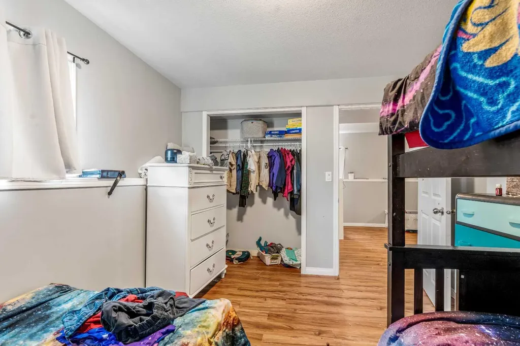 5816 52 Street Taber AB T1G 1K7