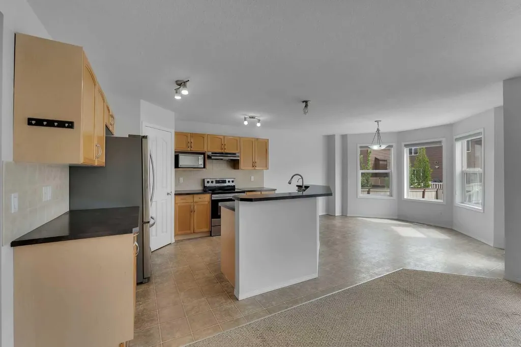 33 Saddlecrest Crescent NE Calgary AB T3J0C6