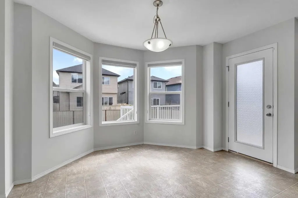 33 Saddlecrest Crescent NE Calgary AB T3J0C6