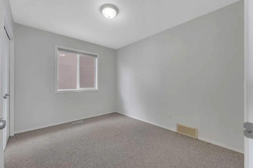 33 Saddlecrest Crescent NE Calgary AB T3J0C6