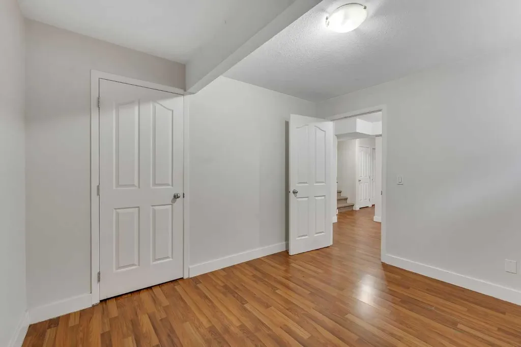 33 Saddlecrest Crescent NE Calgary AB T3J0C6