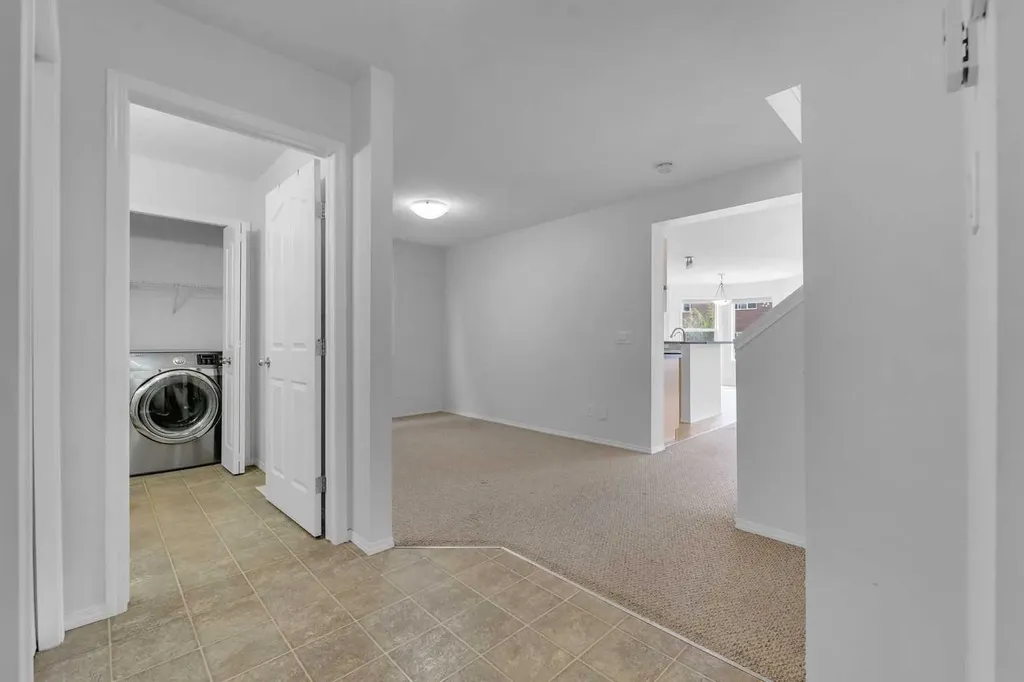 33 Saddlecrest Crescent NE Calgary AB T3J0C6