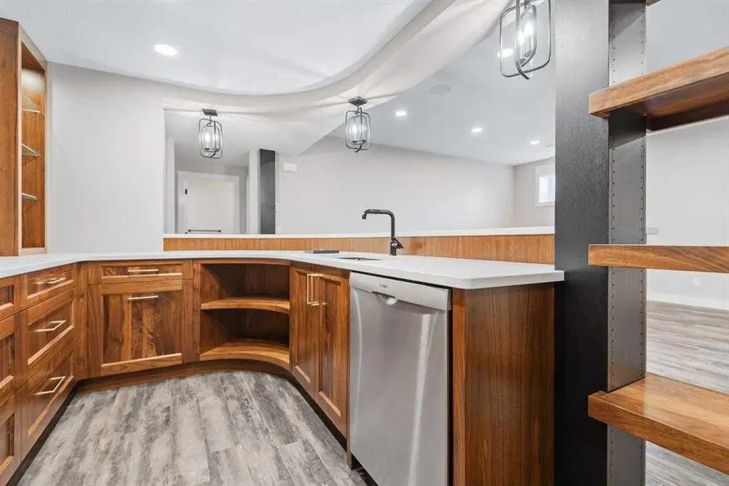 57 Larratt Close Red Deer AB T4R 0S6