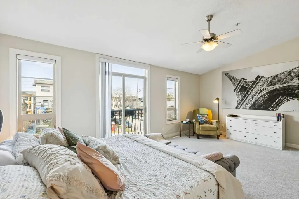 1729 34 Avenue SW Calgary AB T2T 2B7