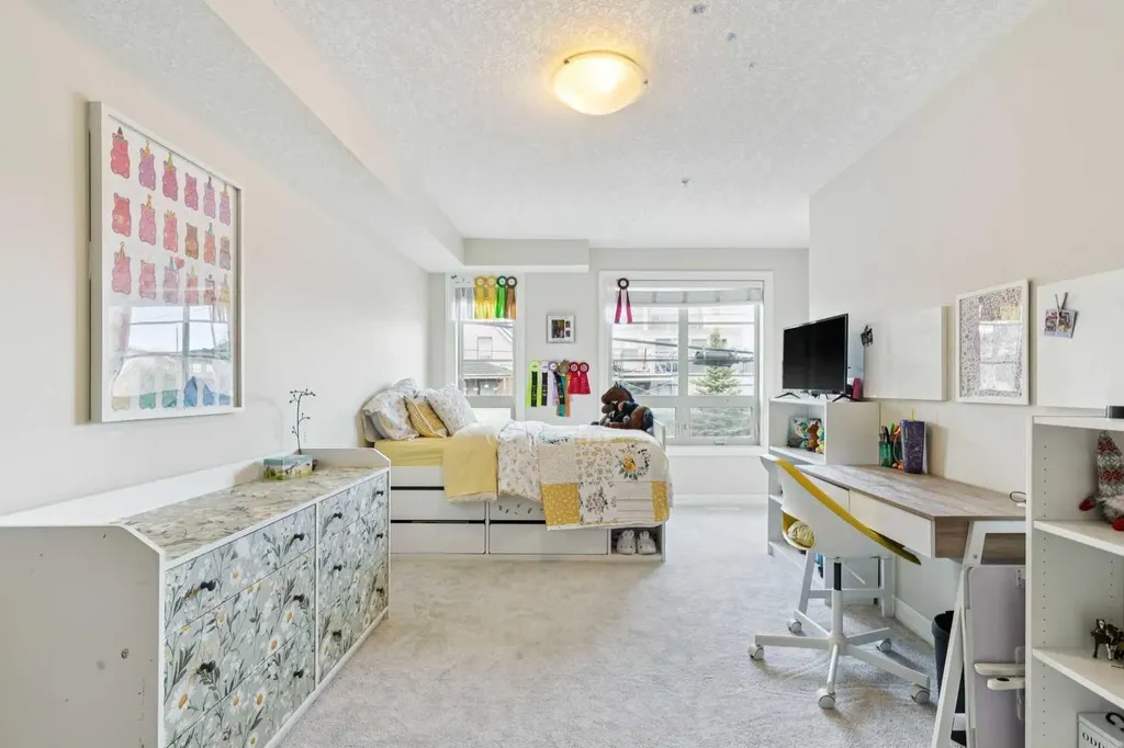 1729 34 Avenue SW Calgary AB T2T 2B7