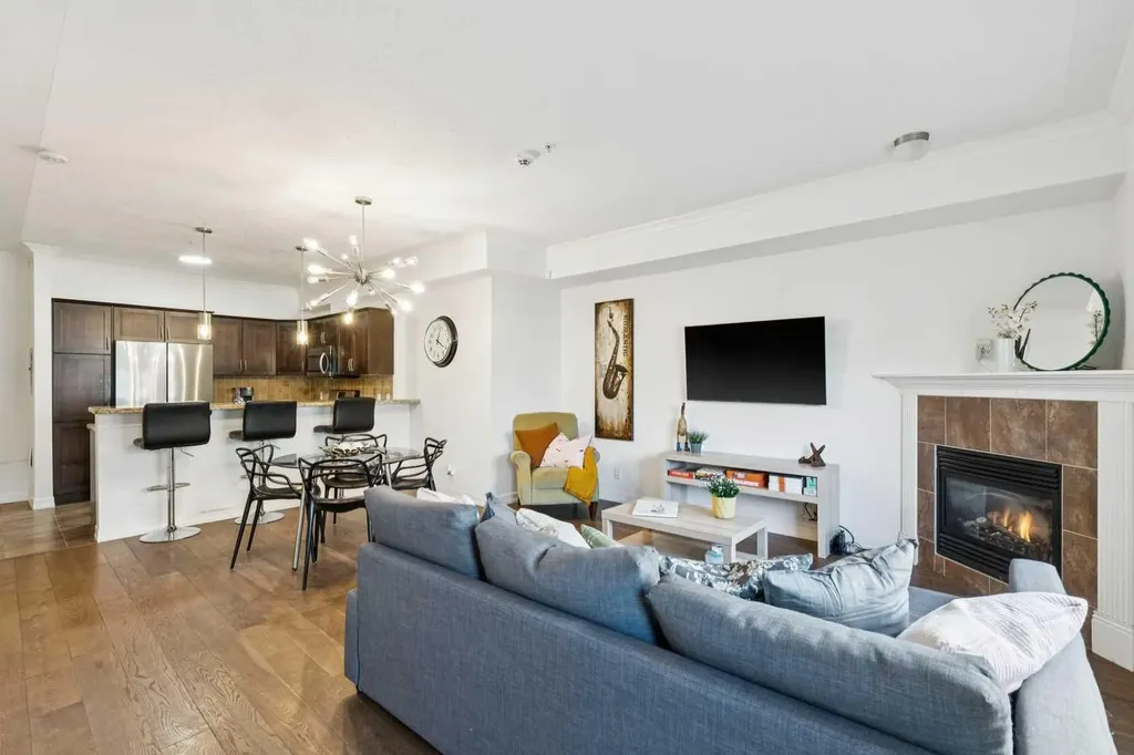 1729 34 Avenue SW Calgary AB T2T 2B7
