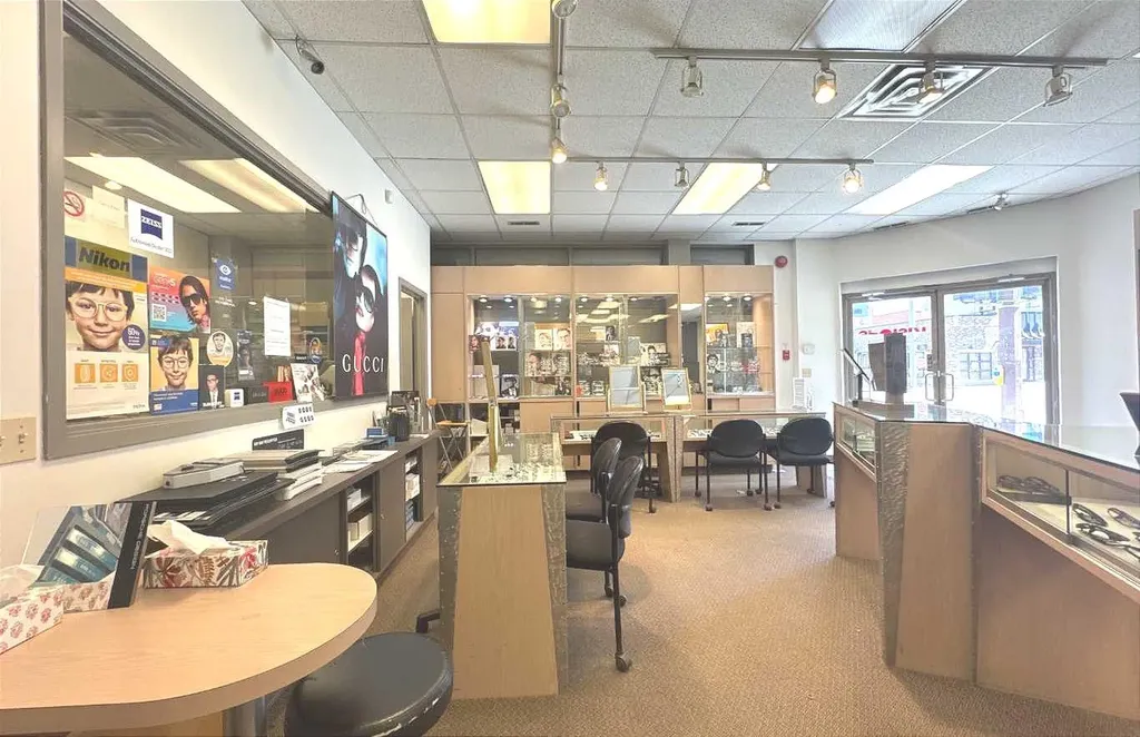 233 Centre Street SW Calgary AB T2G 2B7