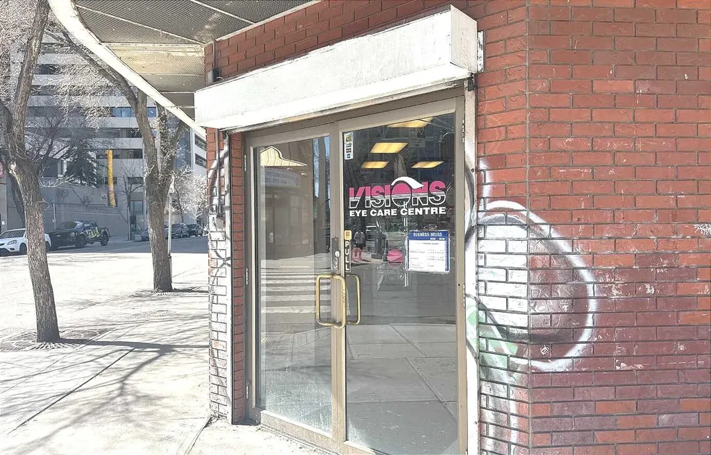 233 Centre Street SW Calgary AB T2G 2B7