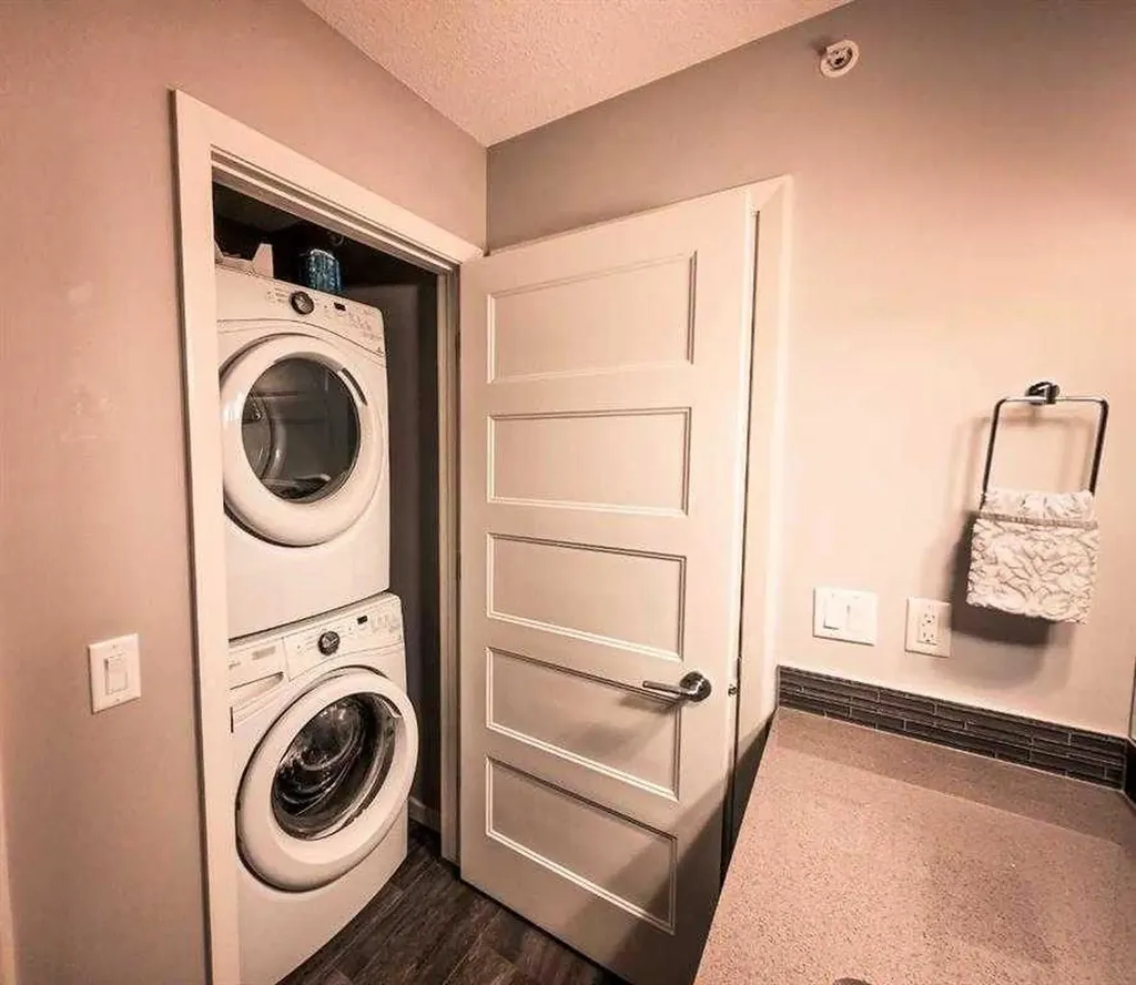 450 Kincora Glen Road NW Calgary AB T3R 1S2