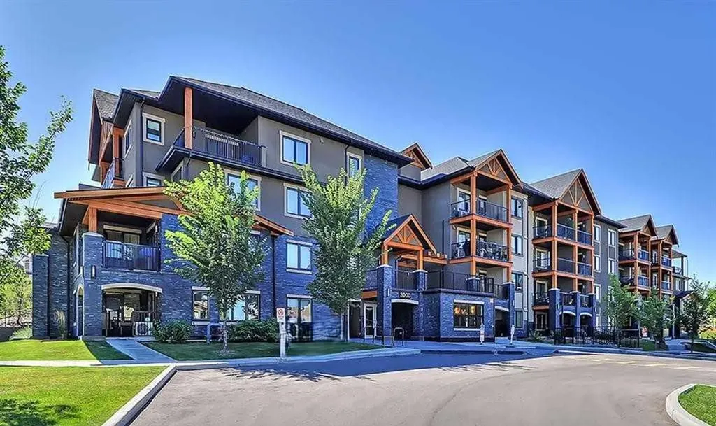 450 Kincora Glen Road NW Calgary AB T3R 1S2