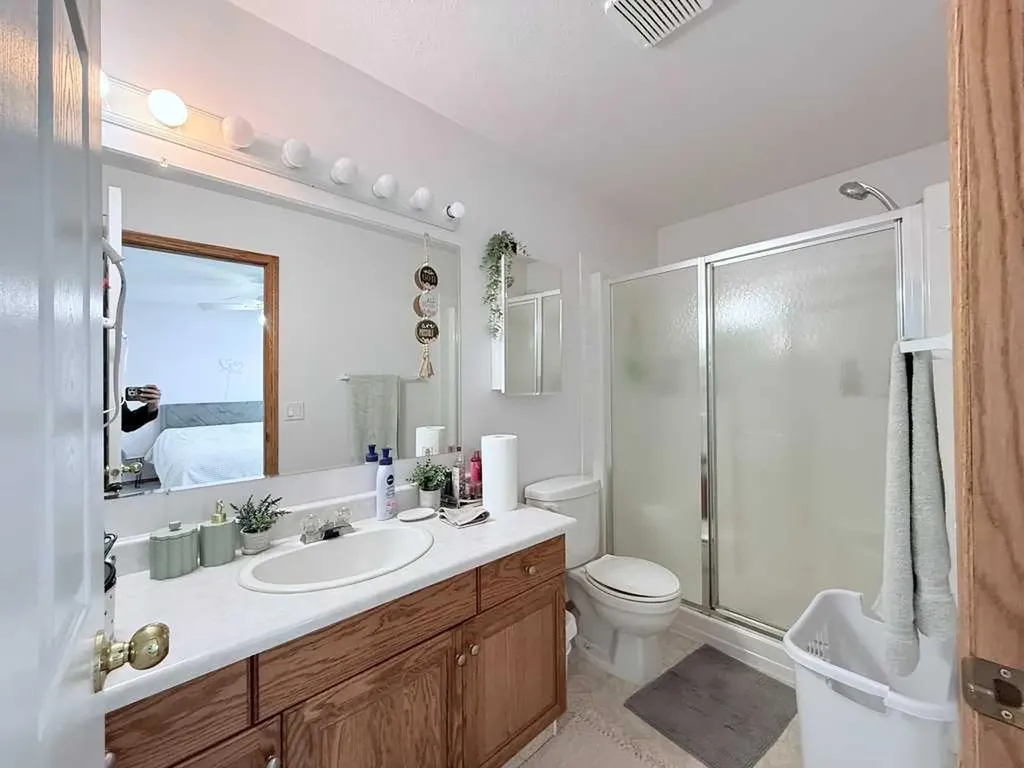 11324 91 Street Grande Prairie AB T8X 1M4