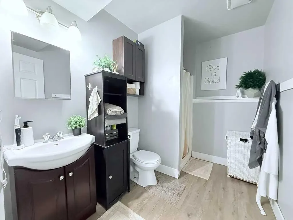 11324 91 Street Grande Prairie AB T8X 1M4