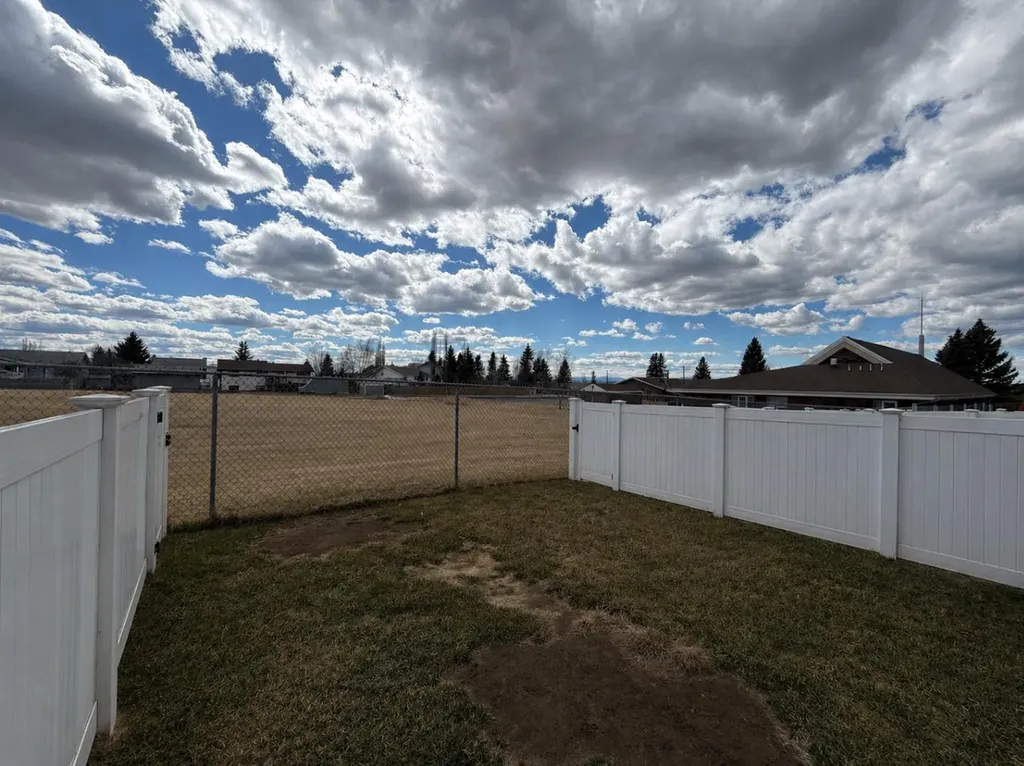 6300 58a Street Rocky Mountain House AB T4T 0C2