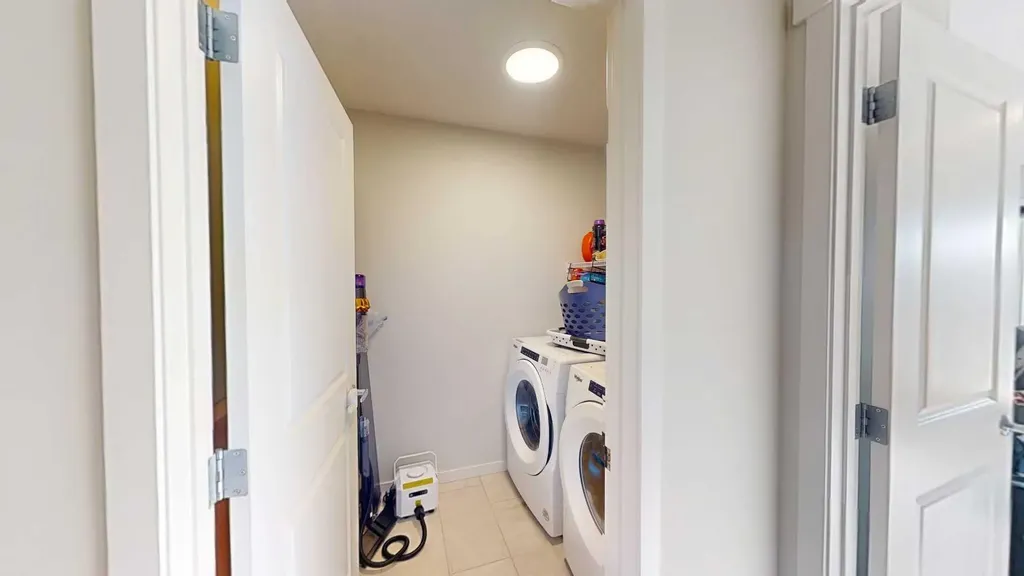163 Magnolia Way SE Calgary AB T3M 2W3