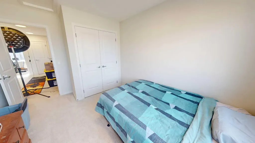 163 Magnolia Way SE Calgary AB T3M 2W3