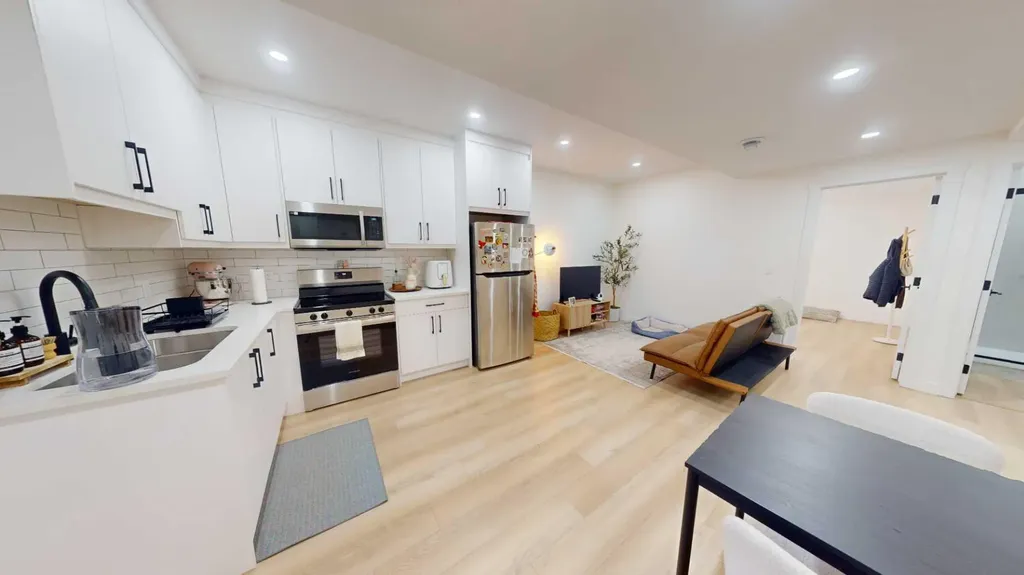 163 Magnolia Way SE Calgary AB T3M 2W3