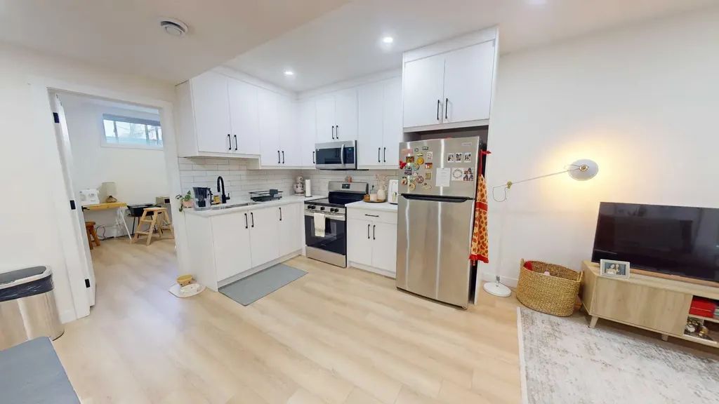 163 Magnolia Way SE Calgary AB T3M 2W3