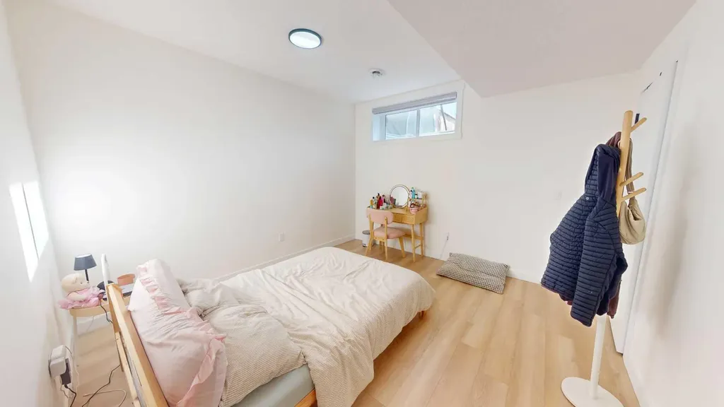 163 Magnolia Way SE Calgary AB T3M 2W3
