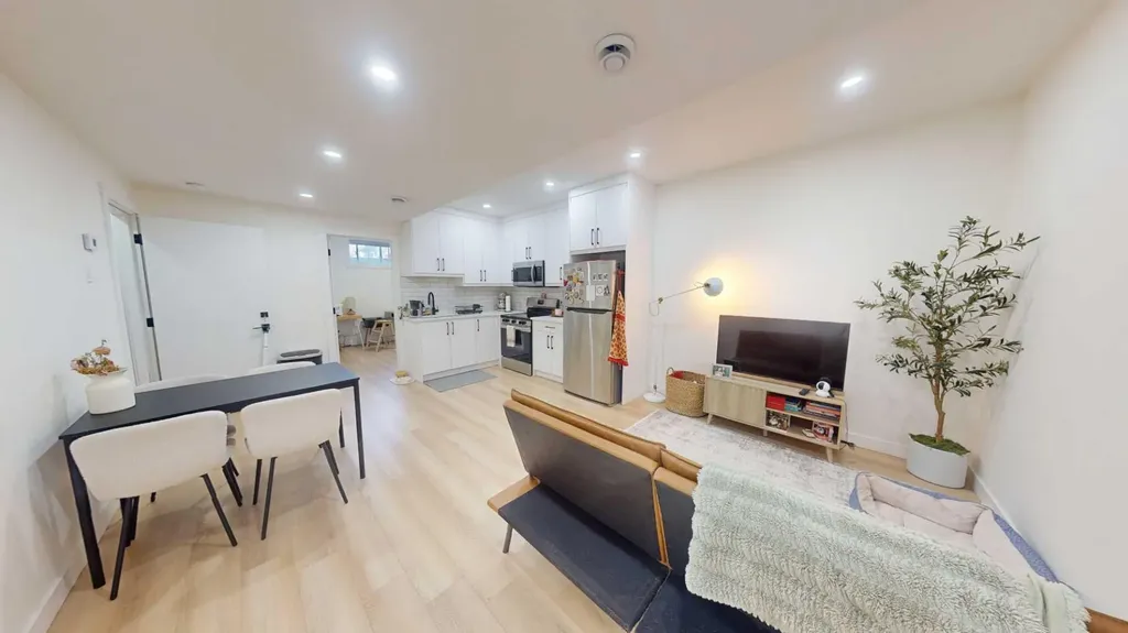 163 Magnolia Way SE Calgary AB T3M 2W3