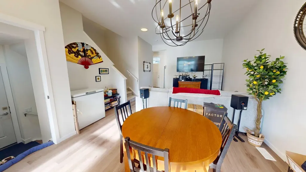 163 Magnolia Way SE Calgary AB T3M 2W3