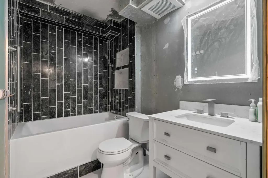 316 1 Avenue NE Calgary AB T2E 0B2