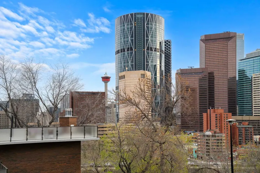 316 1 Avenue NE Calgary AB T2E 0B2