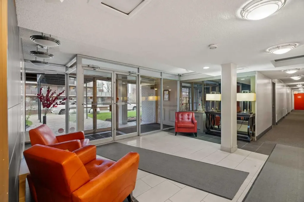 316 1 Avenue NE Calgary AB T2E 0B2