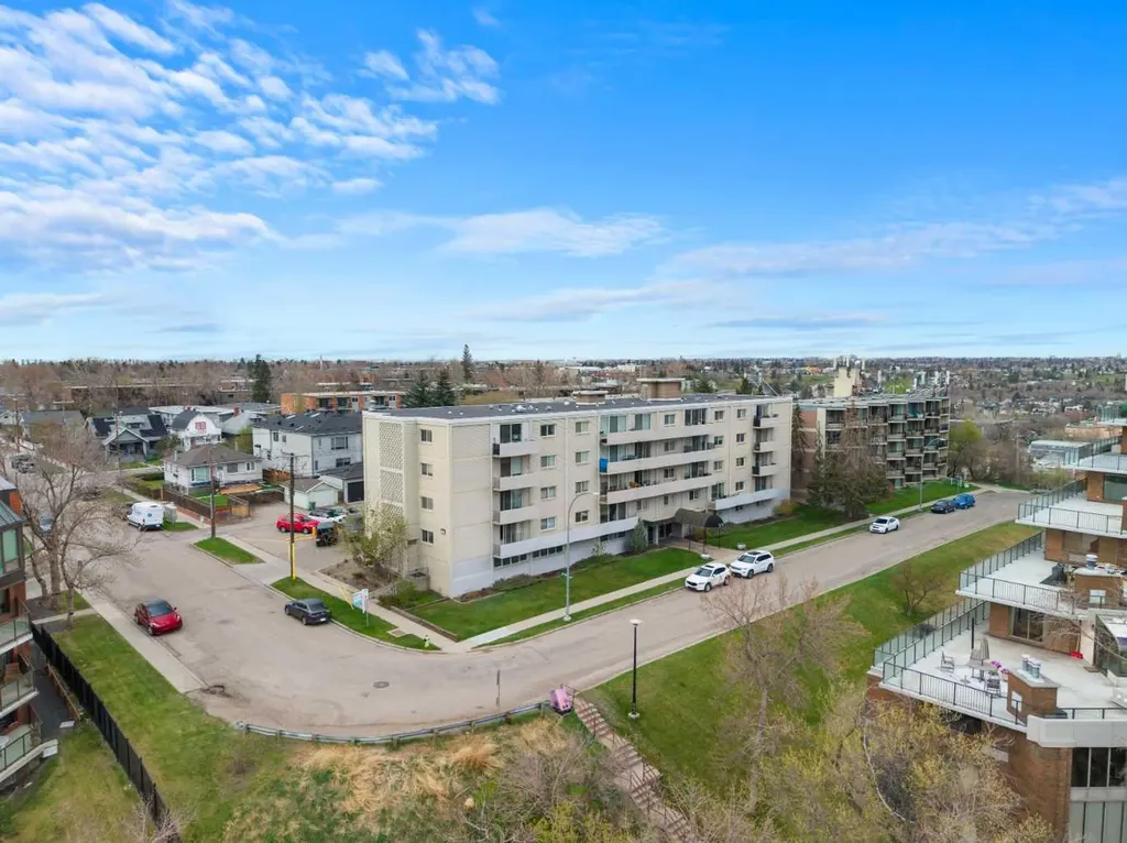 316 1 Avenue NE Calgary AB T2E 0B2