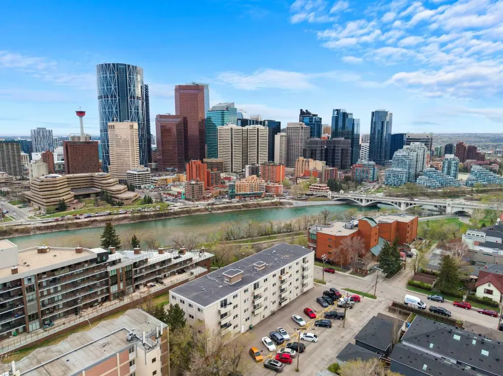 316 1 Avenue NE Calgary AB T2E 0B2