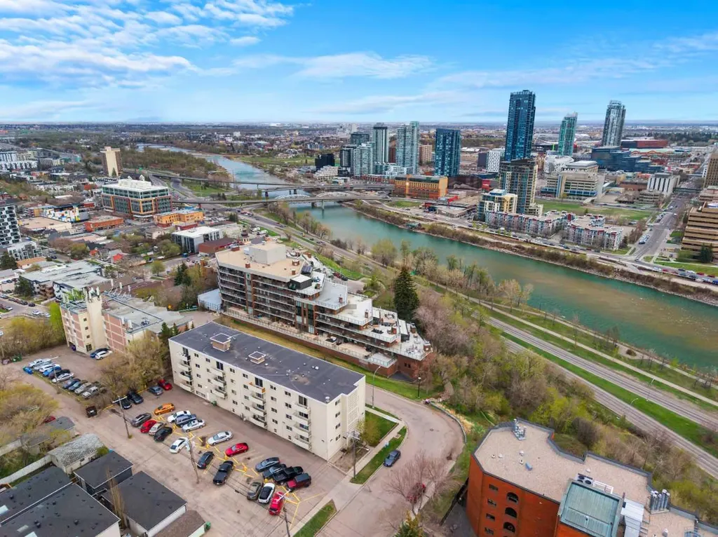 316 1 Avenue NE Calgary AB T2E 0B2