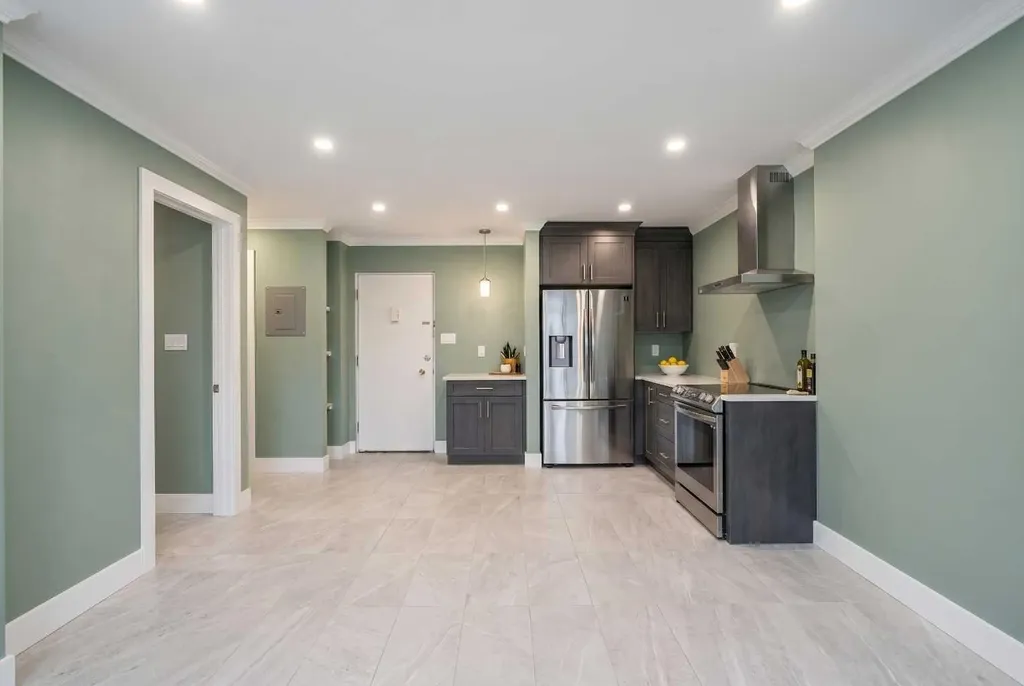 316 1 Avenue NE Calgary AB T2E 0B2