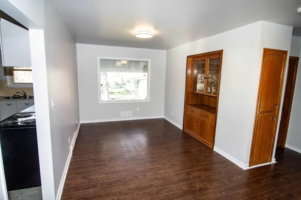 508 3 Street Strathmore AB T1P 1B4