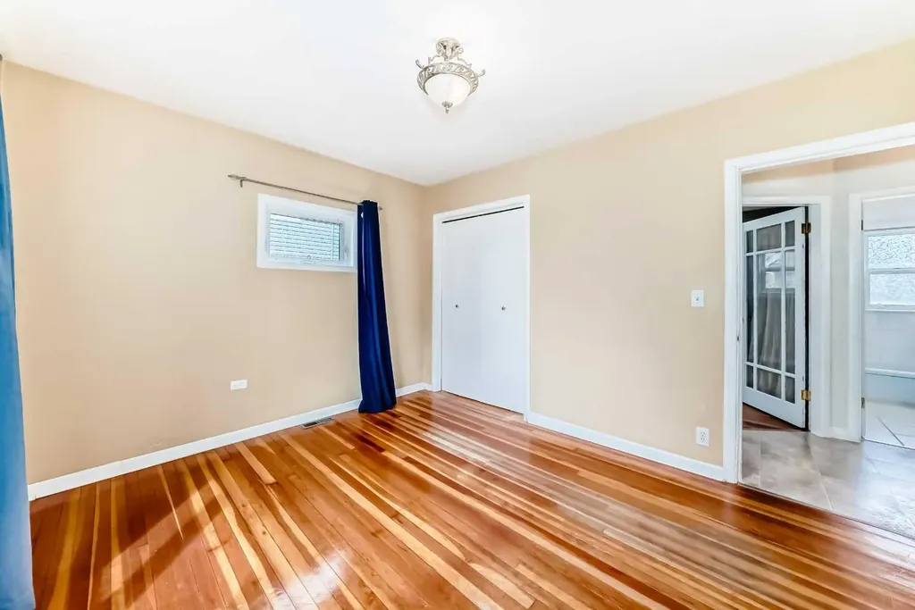 5309 42a Avenue Red Deer AB T4N 3A6
