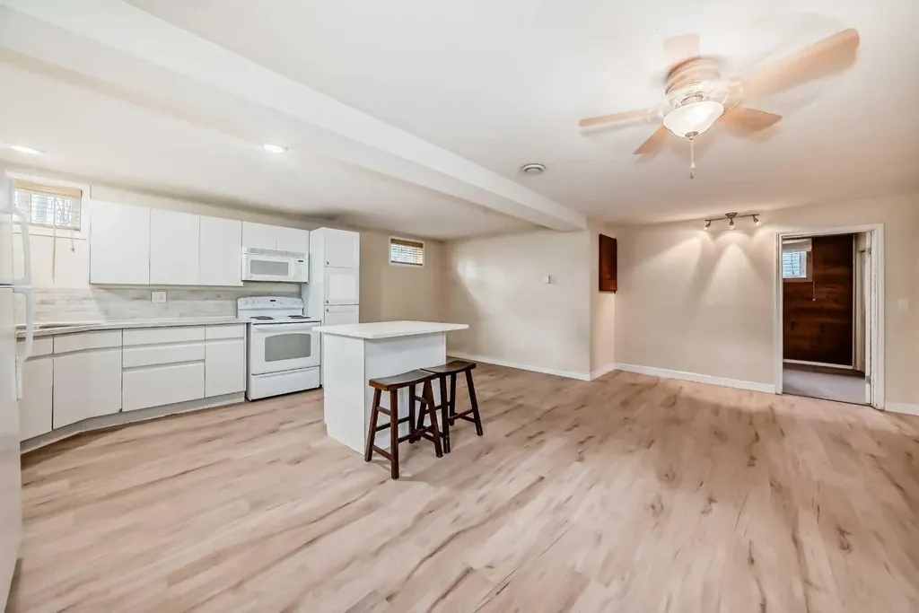 5309 42a Avenue Red Deer AB T4N 3A6
