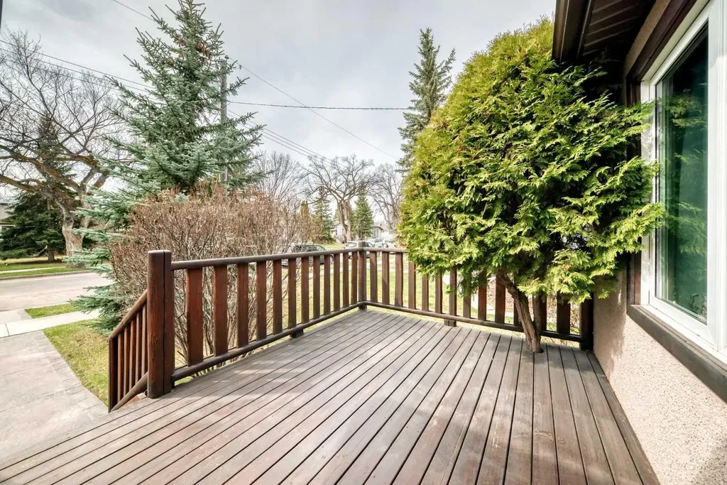 5309 42a Avenue Red Deer AB T4N 3A6