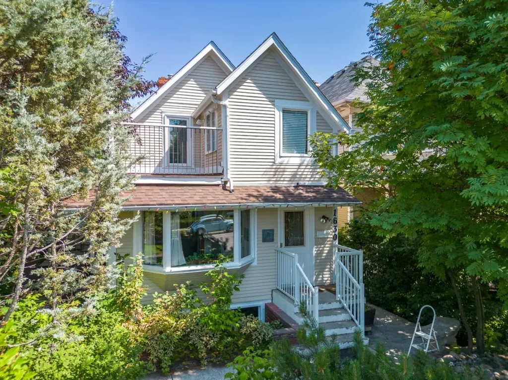 1630 7 Street NW Calgary AB T2M3H6