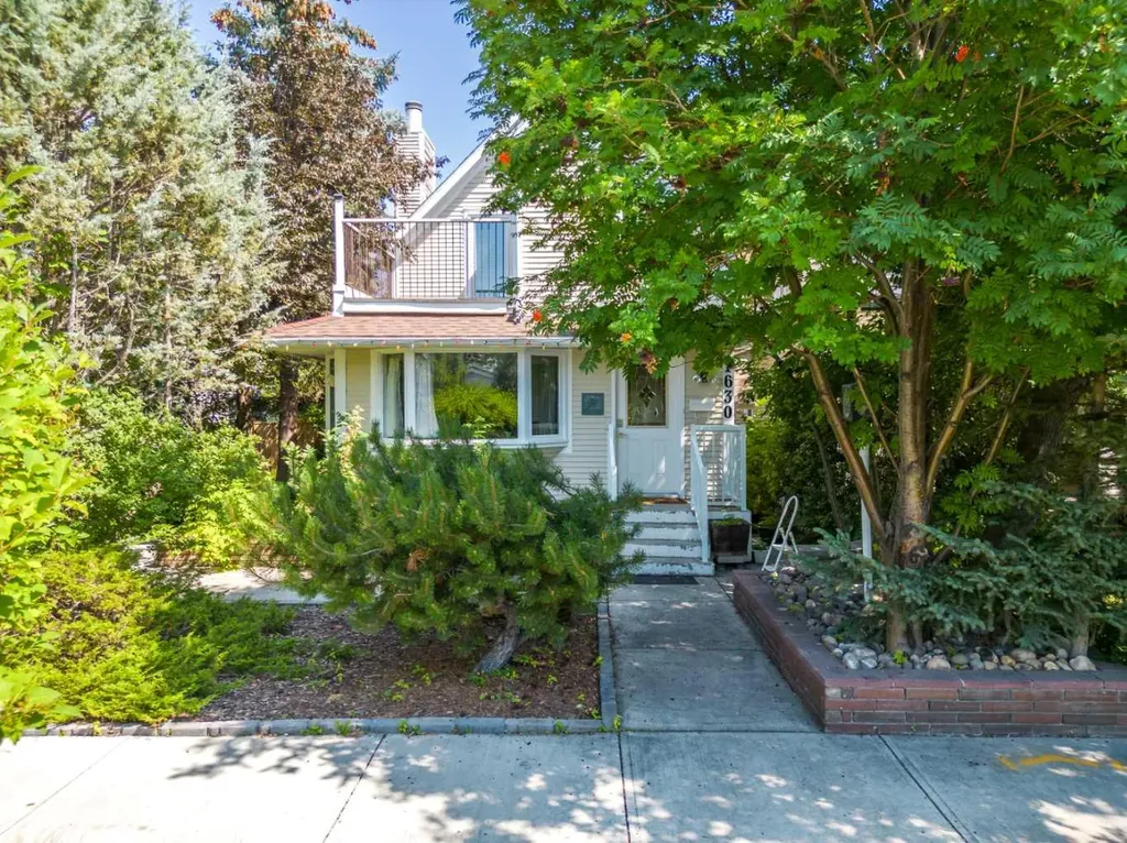 1630 7 Street NW Calgary AB T2M3H6