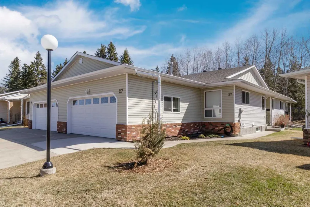 2821 Botterill Crescent Red Deer AB T4R 2E5