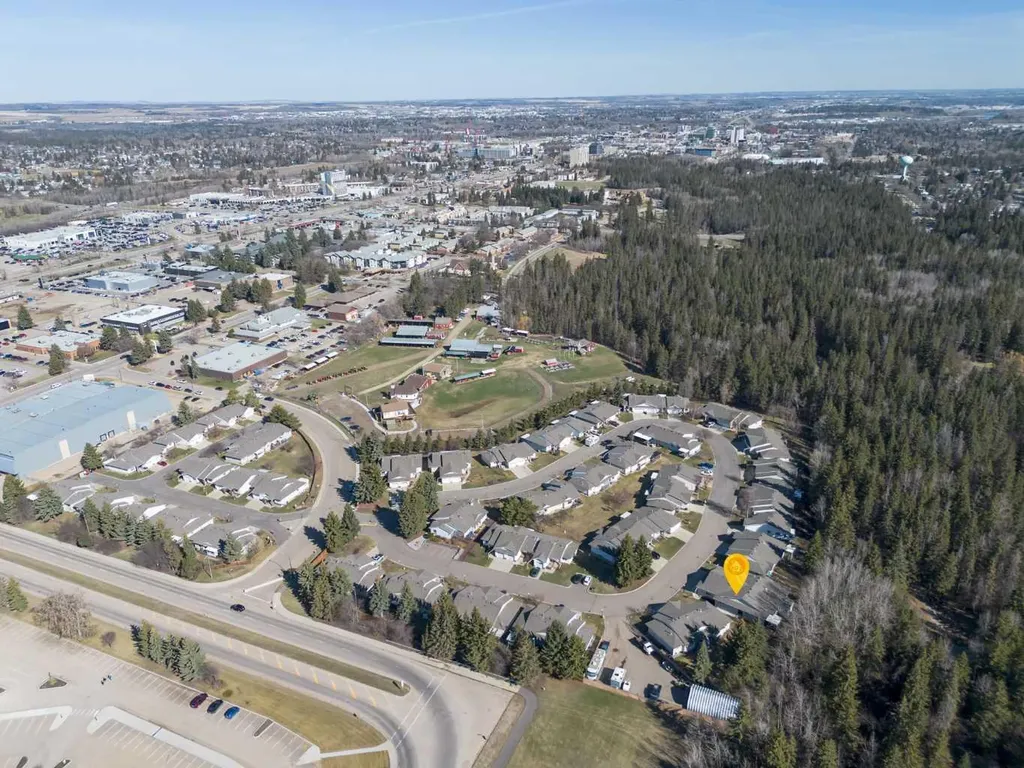 2821 Botterill Crescent Red Deer AB T4R 2E5