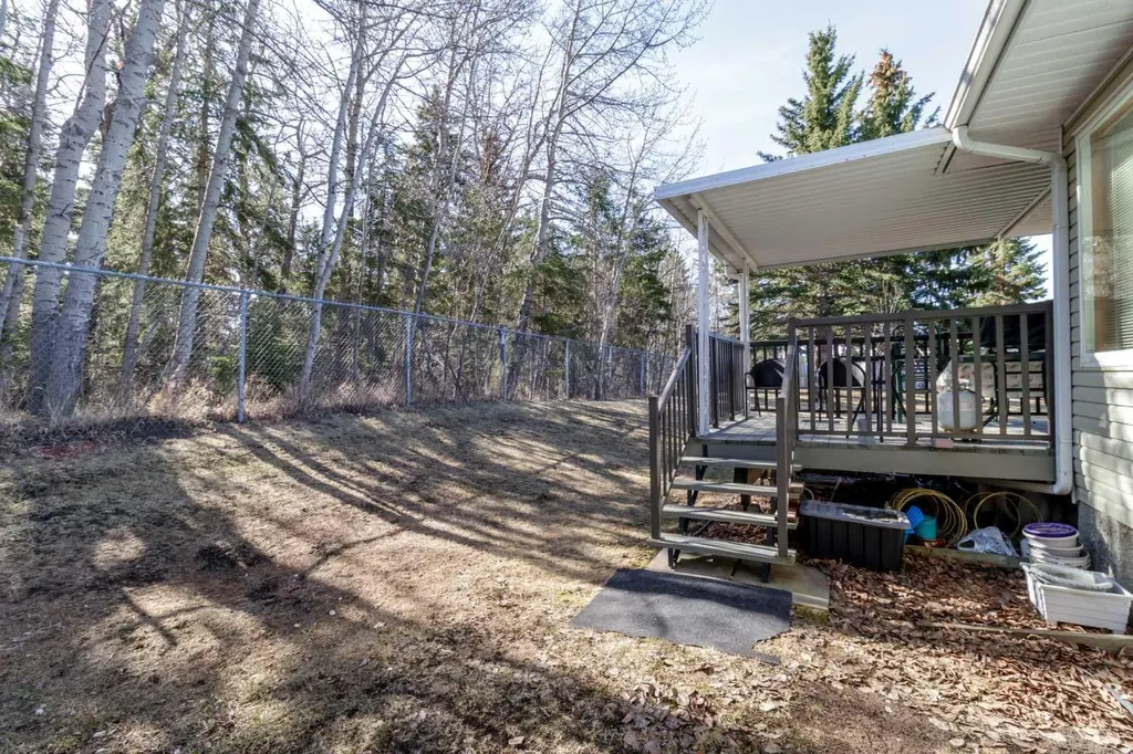 2821 Botterill Crescent Red Deer AB T4R 2E5