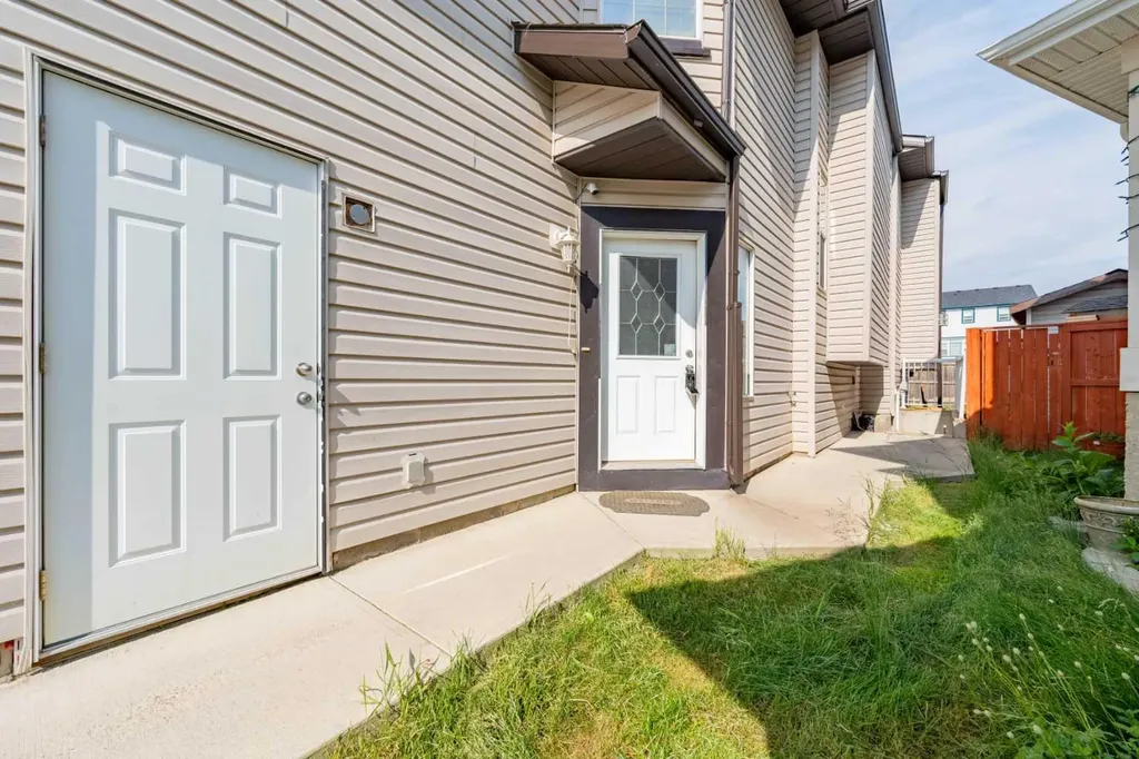 234 Tarawood Place NE Calgary AB T3J 5B3