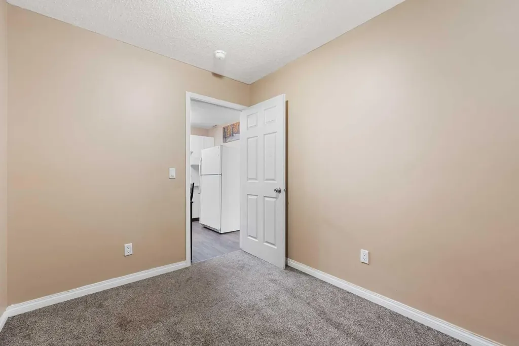 234 Tarawood Place NE Calgary AB T3J 5B3