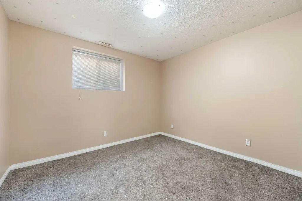 234 Tarawood Place NE Calgary AB T3J 5B3