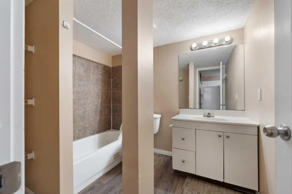 234 Tarawood Place NE Calgary AB T3J 5B3