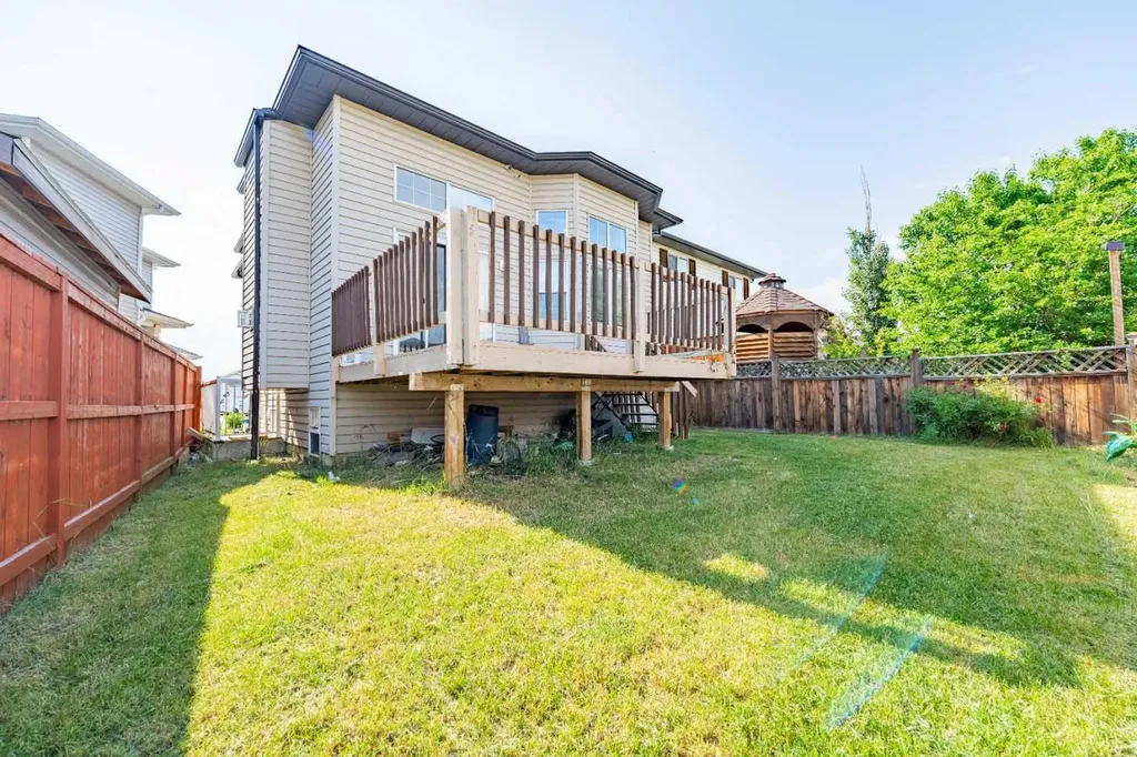 234 Tarawood Place NE Calgary AB T3J 5B3