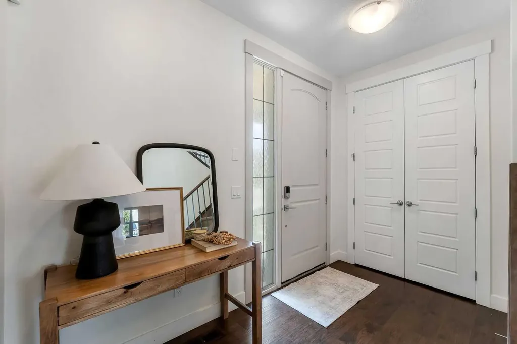 30 Baywater Lane SW Airdrie AB T4B 3V5