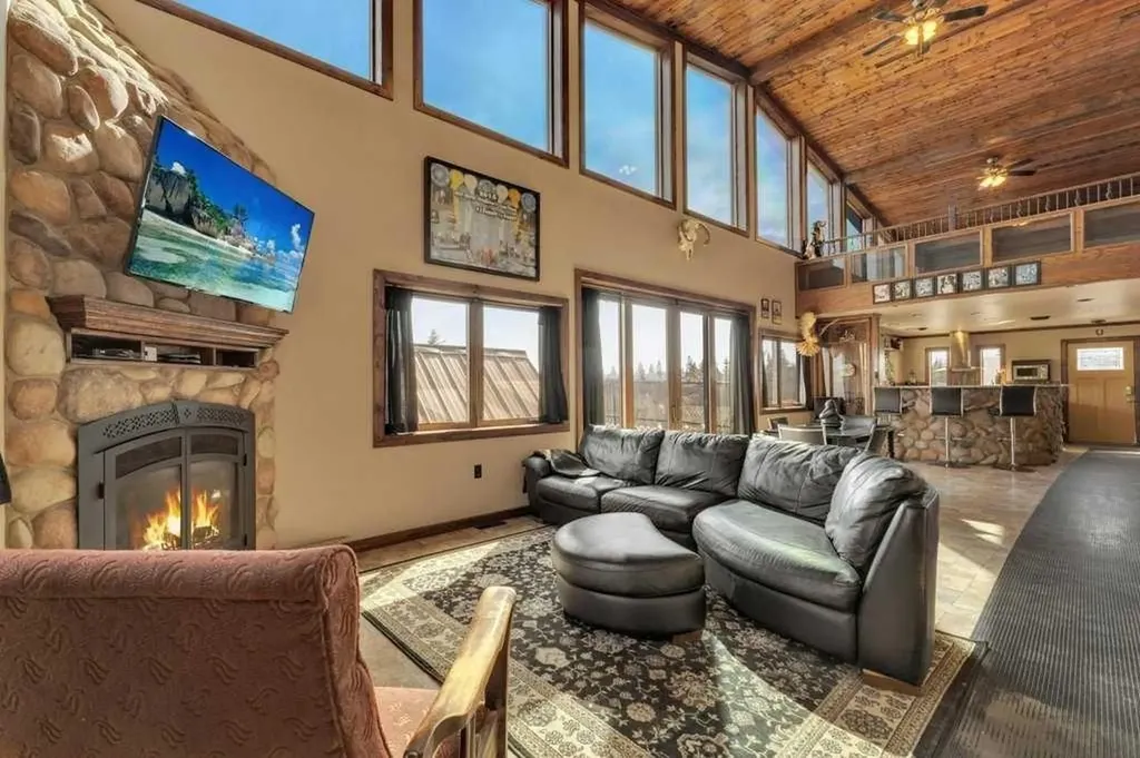34339 Range Road 14 Road Rural Red Deer County AB T0M0K0