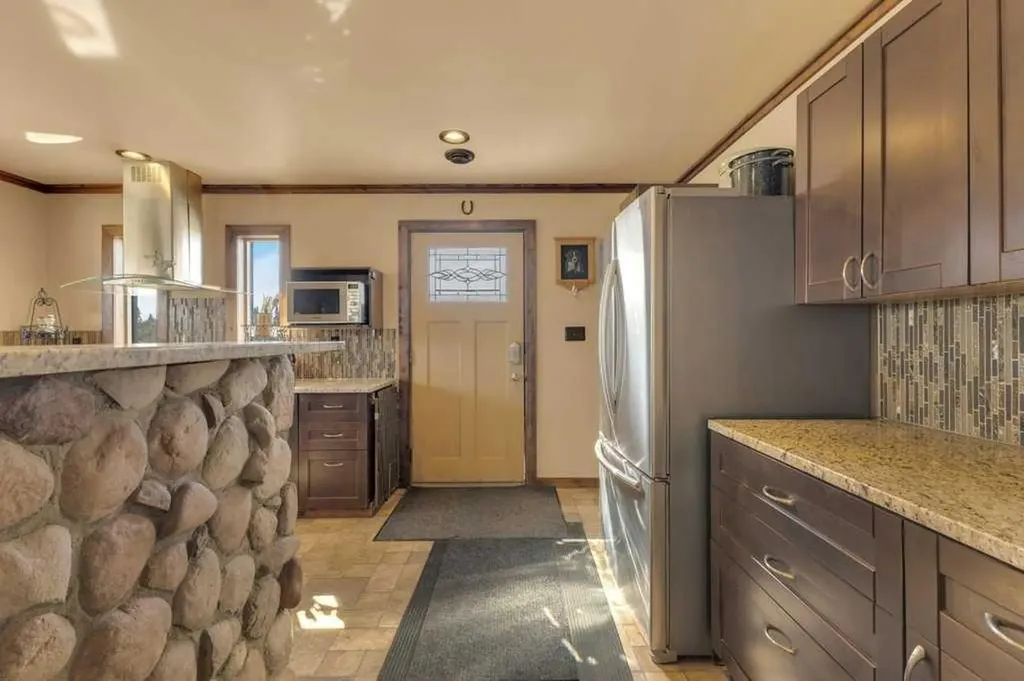 34339 Range Road 14 Road Rural Red Deer County AB T0M0K0