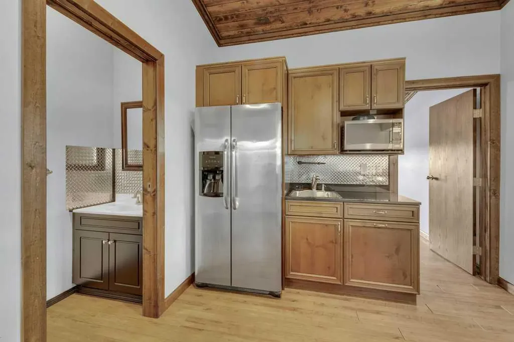 34339 Range Road 14 Road Rural Red Deer County AB T0M0K0